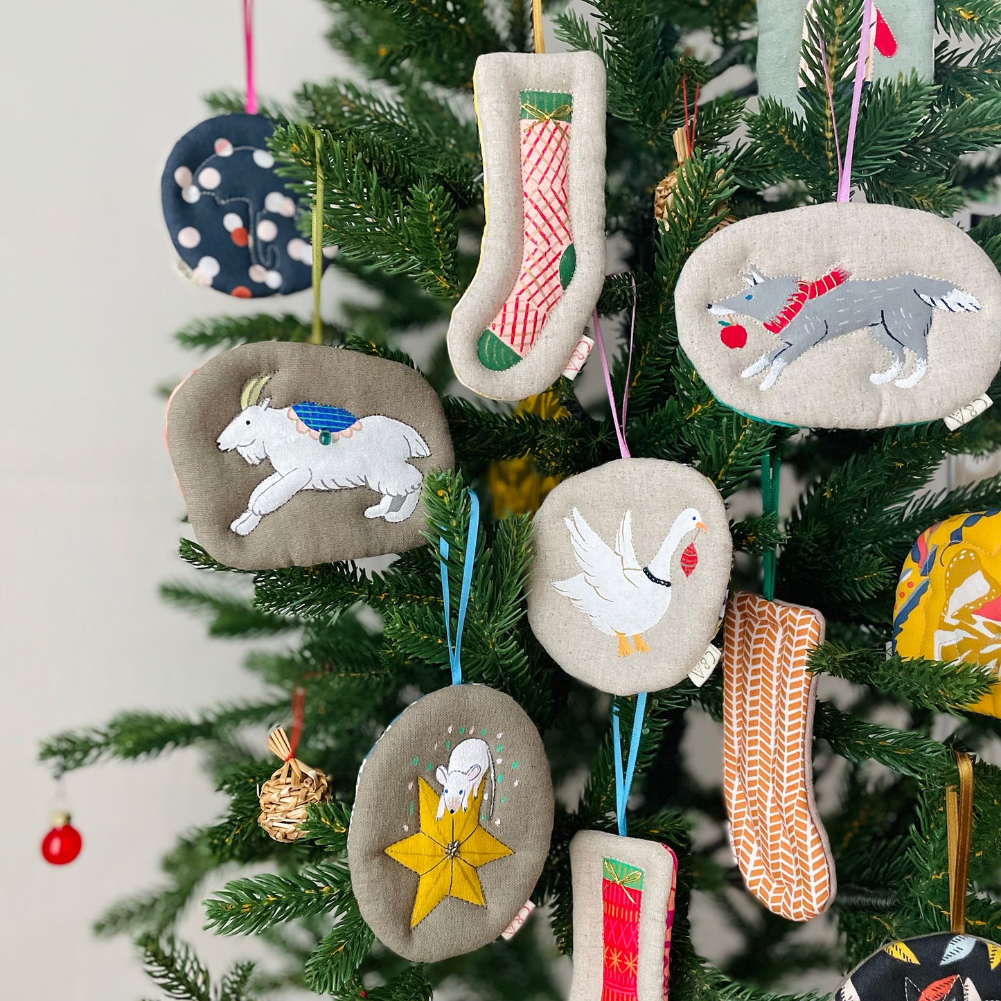 Hand-Painted Ornament Gift Set