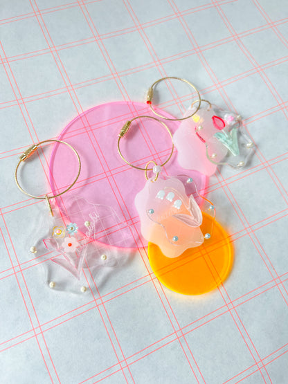 keychain: hanakotoba | language of flowers
